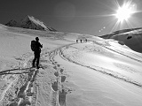 Prima di raggiungere il rifugio decidiamo di salire al Lago Castel.....